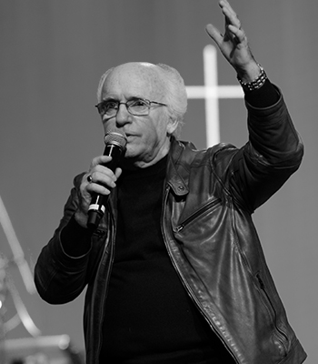 Voir: David L'Herroux